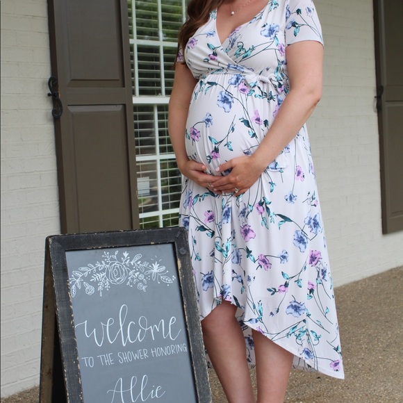 Pinkblush Dresses & Skirts - Ivory floral Pinkblush maternity/baby shower dress